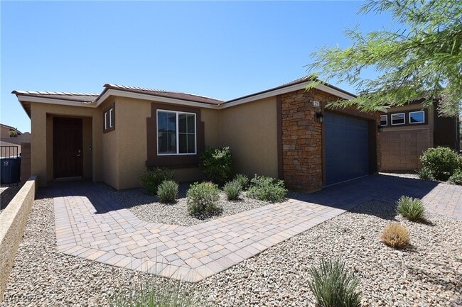Primary Photo - 1293 Luna del Oro Ln