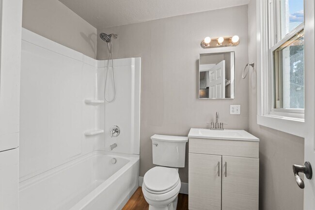 Building Photo - The One Spanish Fork Rental You Don't Want to Miss"