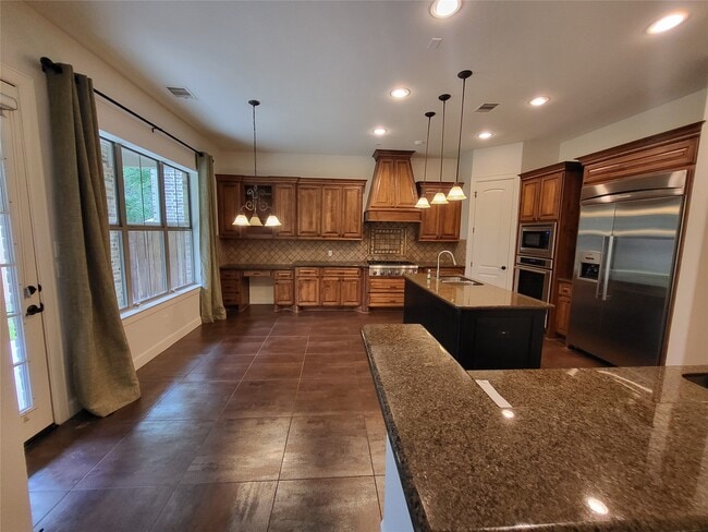 Building Photo - 8811 Van Allen Dr