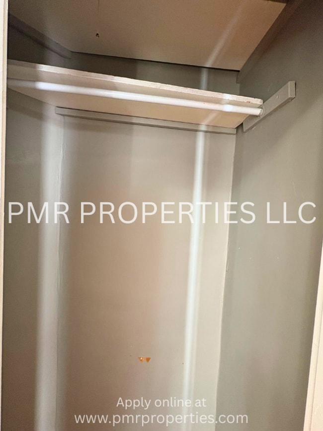 Building Photo - 1Bed/1Bath Home