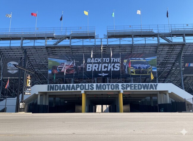 Building Photo - 1523 S East St