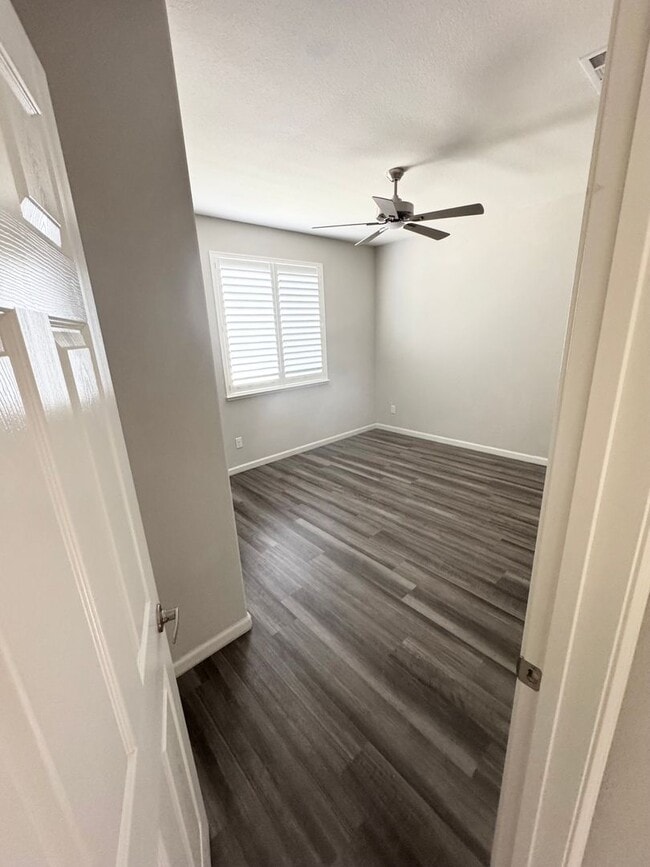 Building Photo - Charming 4 Bedroom Newer South Reno Home