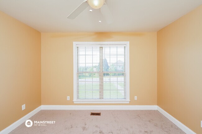 Building Photo - 680 Starlite Dr