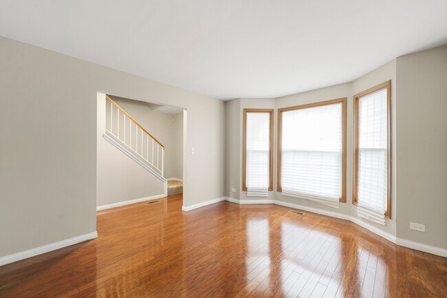 Building Photo - 1301 Seabury Cir