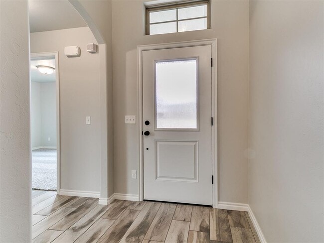 Building Photo - 12104 Rockbed Dr