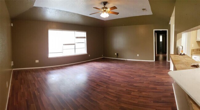 Building Photo - 5843 Sunnygate Dr