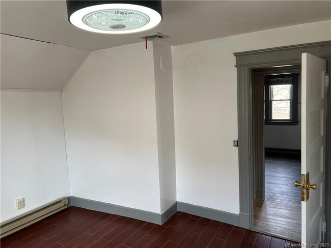 Building Photo - 222 Chipman St