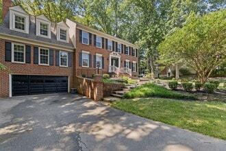Building Photo - 12307 Eliff Way