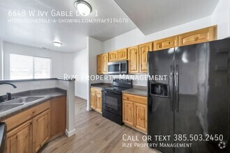 Building Photo - Lease now, live easy. Move in Special!