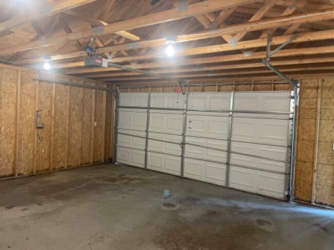 Building Photo - 4344 Terrace Dr