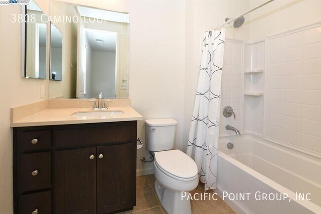 Building Photo - 3808 Camino Lp