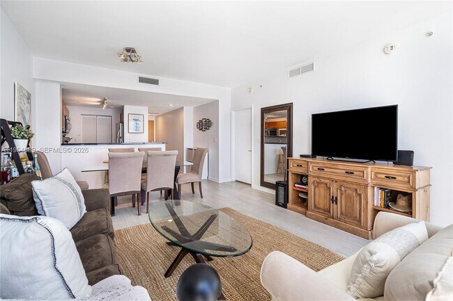 Building Photo - 253 NE 2nd St