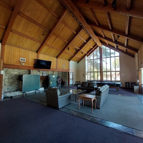 Main common room - 6605 Green Valley Cir