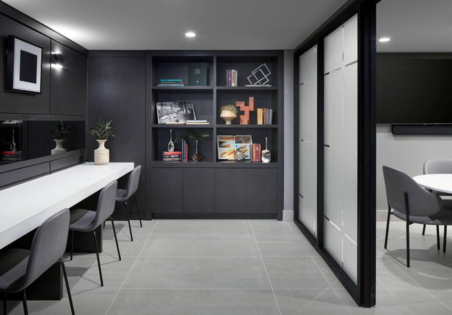 Building Photo - 161 Fairview Ave N