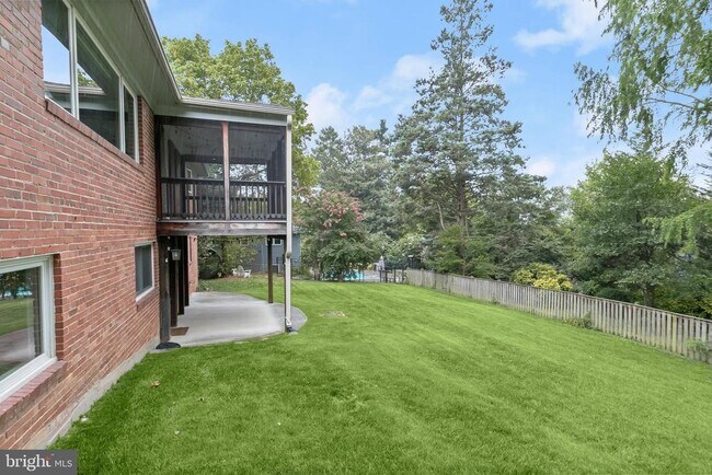 Building Photo - 5900 Osceola Rd