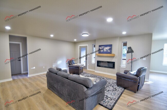 Building Photo - STATUS: AVAILABLE  | R288A | $2750