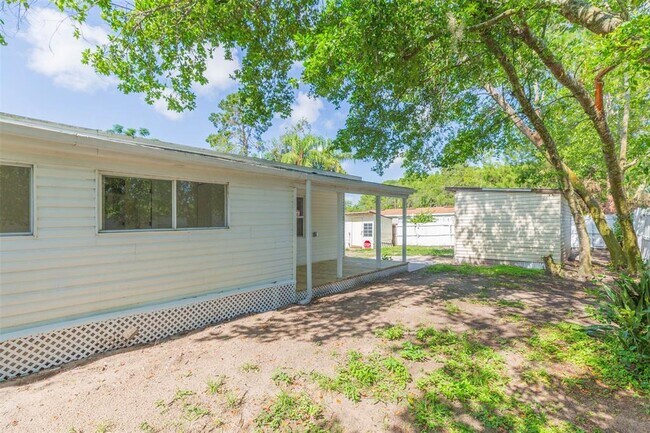 Building Photo - 9445 Cardy St