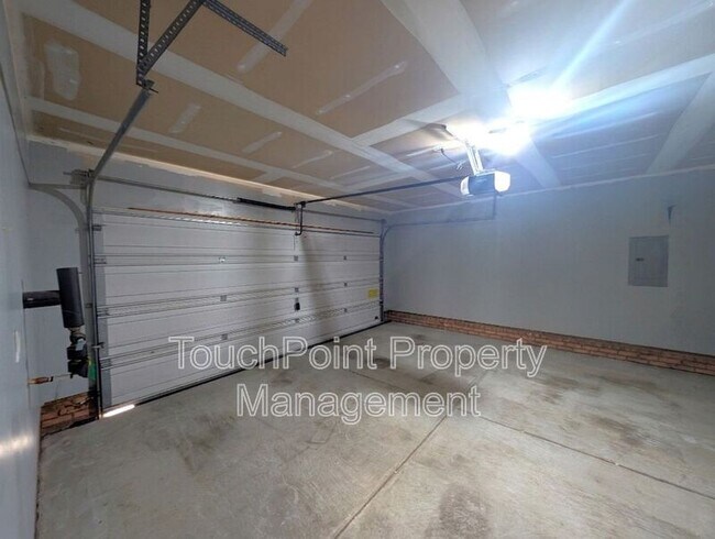 Building Photo - 7603 Lullwater Cove