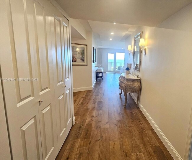 Building Photo - 4001 N Ocean Blvd