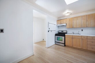 Building Photo - 1423 24th St