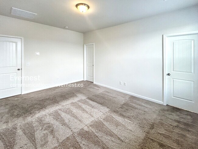 Building Photo - 2758 Sparrowgap Trl