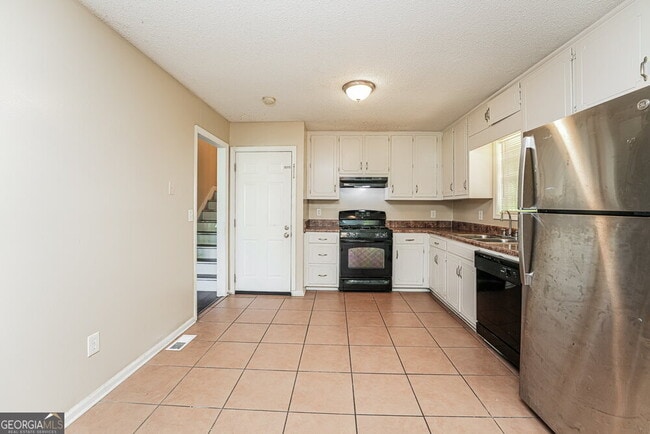 Building Photo - 3230 Westview Terrace