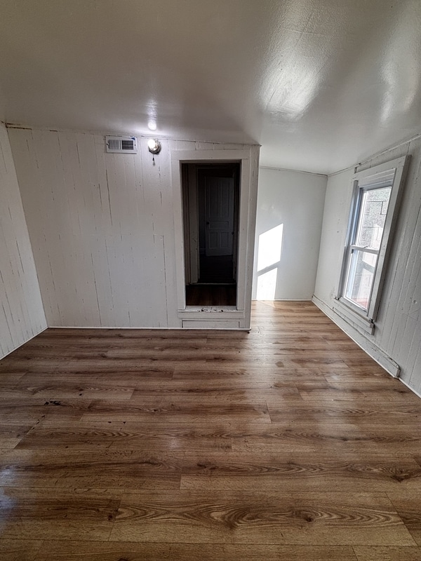 Building Photo - 228 Adams St