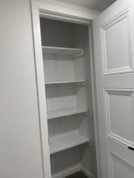 Lower hall closet - 501 Alyssa St
