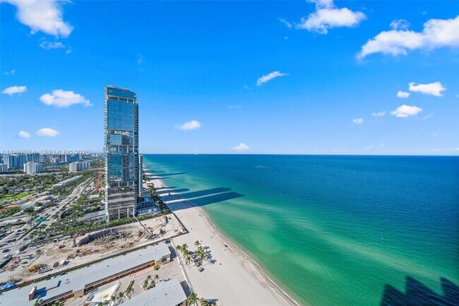 Building Photo - 18201 Collins Ave