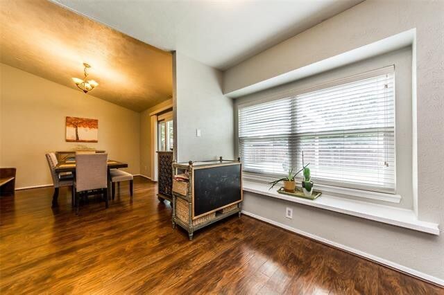 Building Photo - 1316 Clearview Dr