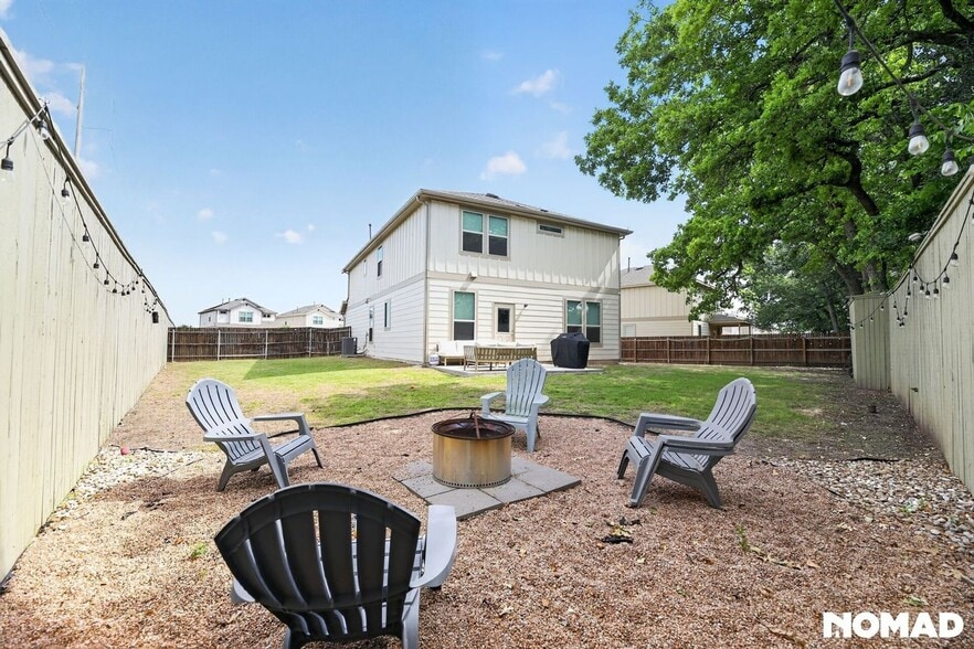 Building Photo - 417 Ln Dera Dr