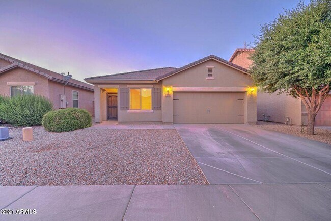 Primary Photo - 4582 W Crescent Rd