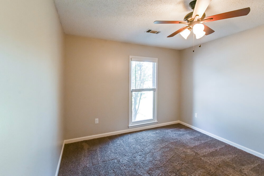 Building Photo - 9073 Bellehurst Dr