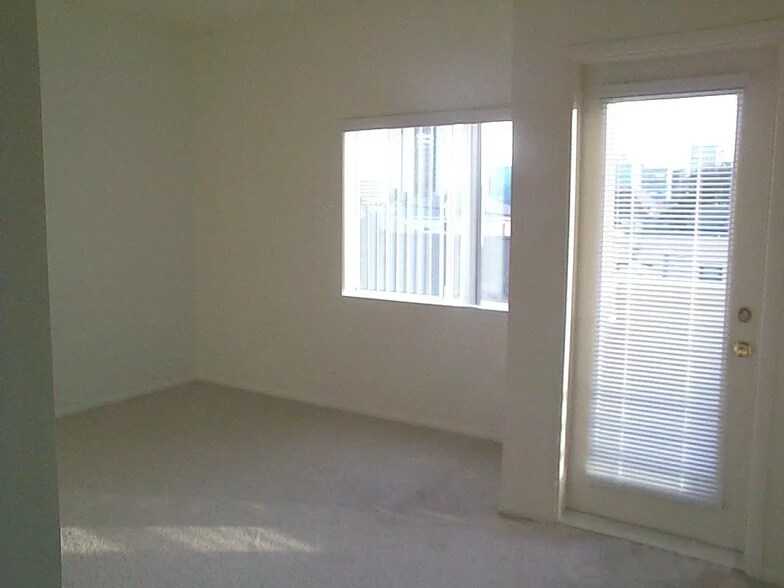Bedroom 2 - 438 N Crystal Ct