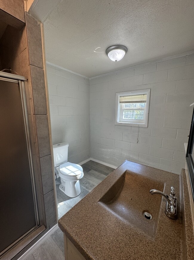 Building Photo - 20756 Old Hwy 59