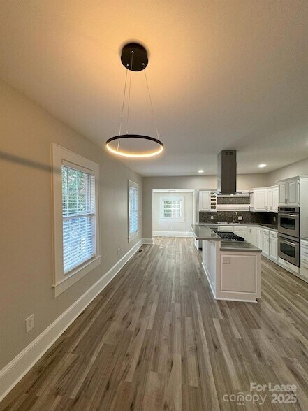 Building Photo - 430 Faison Ave