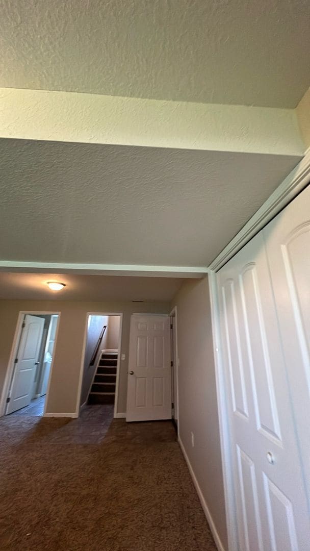 Building Photo - 4 bedrooms 2 bathrooms Duplex in Washington