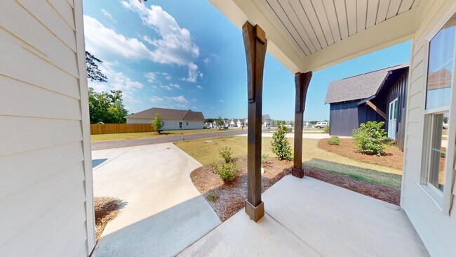 Building Photo - Fox Run Village - Opelika