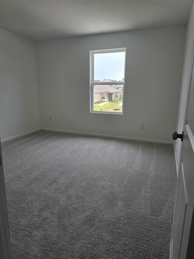 Building Photo - 25560 Blossom Ct