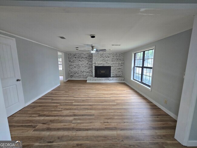 Building Photo - 1703 Point Peter Rd