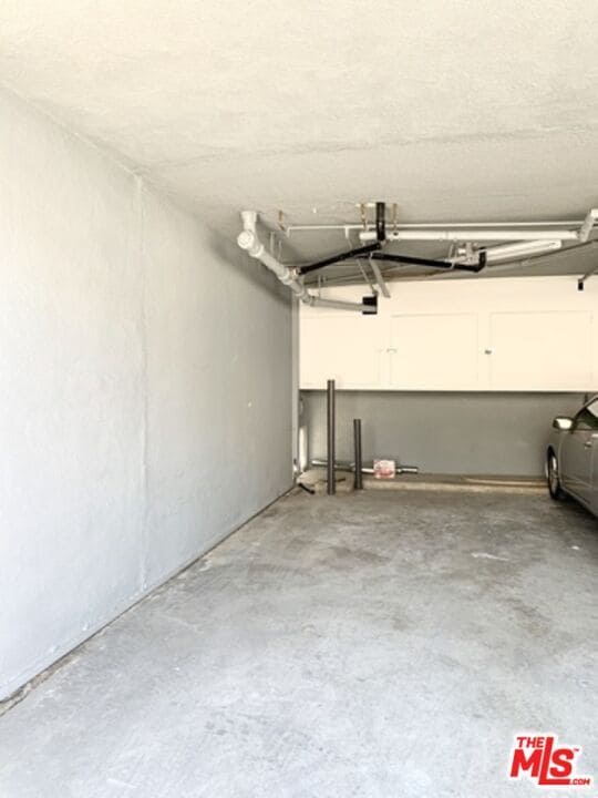 Building Photo - 908 N Louise St