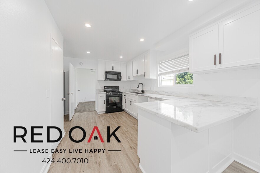 Building Photo - 619 N Kingsley Dr