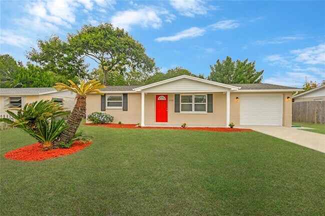 Building Photo - 5135 Kiwi Dr