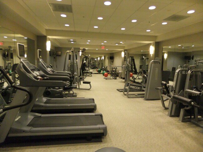 Fitness Center - 230 S Tryon St