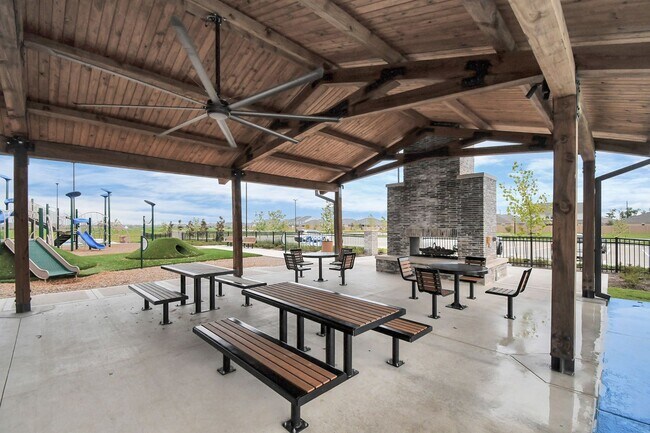 Building Photo - 10534 Wildflower Vw Dr