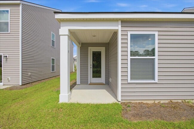 Building Photo - 23 Cedar Creek Ln