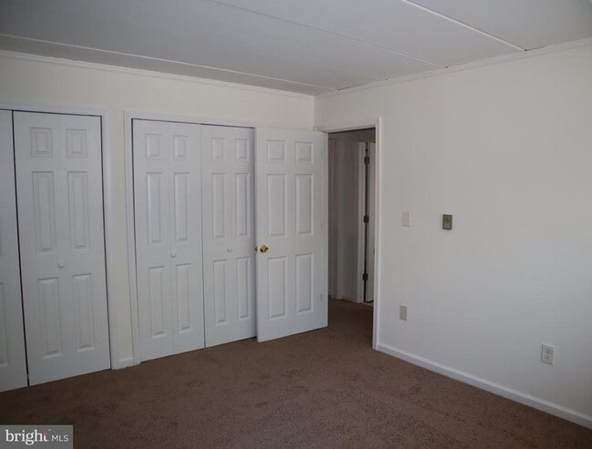Building Photo - 319 Camden Ave