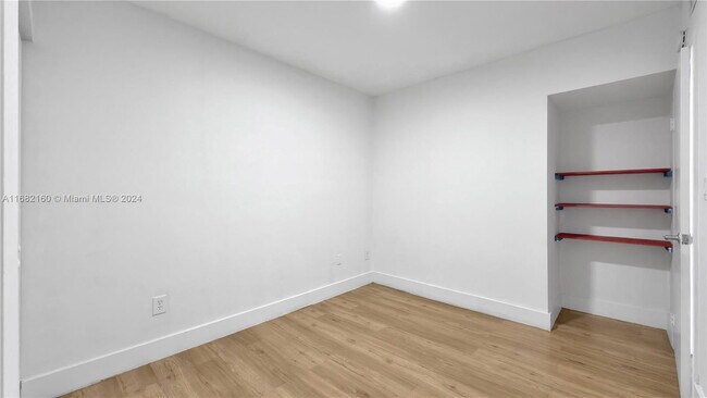 Building Photo - 3661 SW 9th Terrace