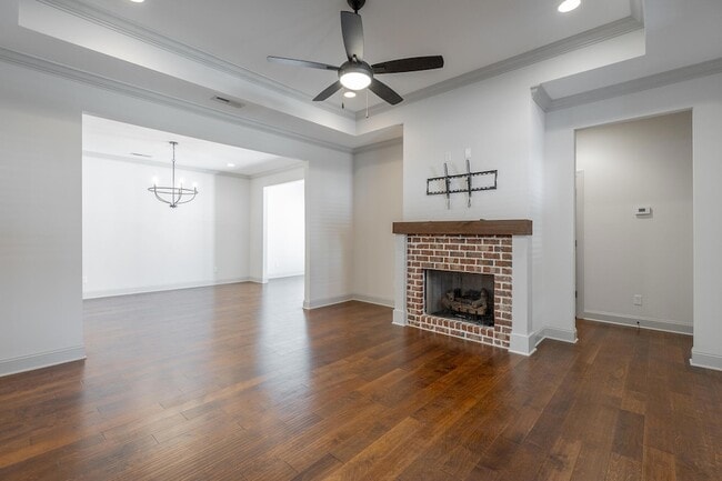 Building Photo - 3306 Stonecreek Dr