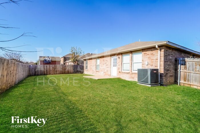 Building Photo - 808 Moss Glen Trail